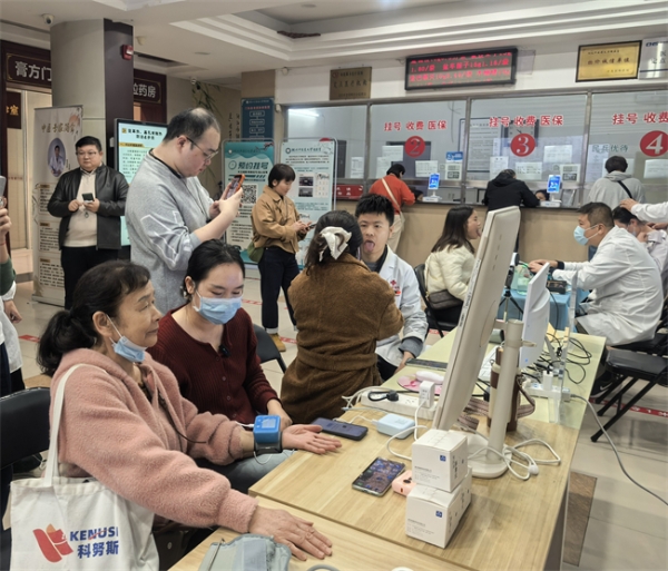 知医邦AI中医实践：为“千人千方”正名，提供中医现代化发展范本 