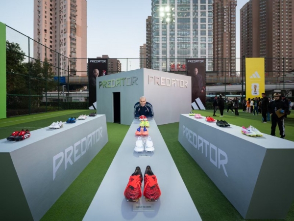 “齐迹再现”齐达内2025上海行落幕 阿迪达斯为美加墨世界杯开启足球新纪元 