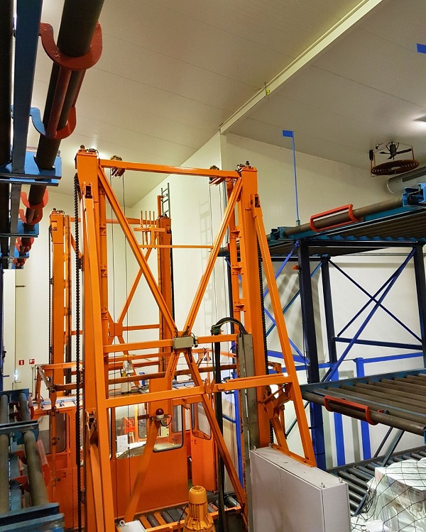  50年仍高效运转：罗地格为荷兰皇家航空打造“永不过时”升降式转运车，打造可持续发展典范 