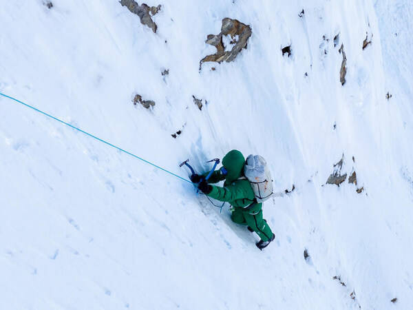 迪卡侬旗下户外攀登品牌Simond焕新升级，以专业精神重塑户外体验 