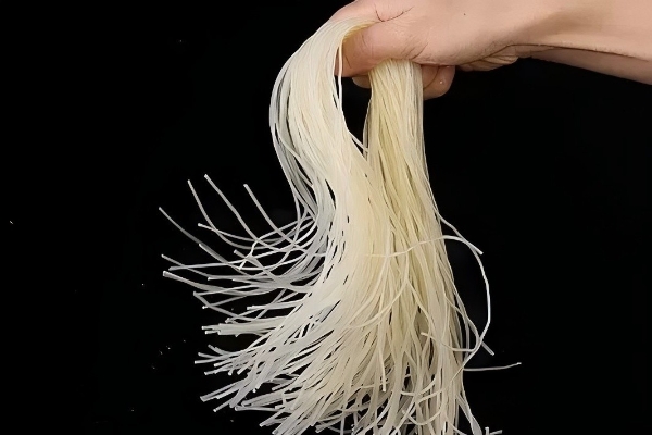 几十年认知被颠覆！同为"纯红薯粉条"，差异竟然这么大 