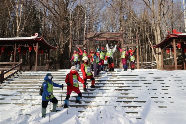  2025全国冬季徒步大会闭幕 