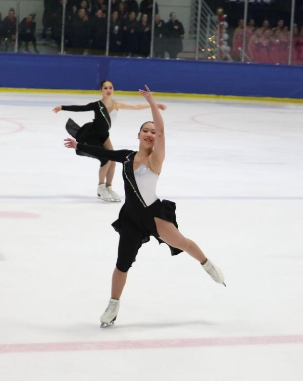 体育无国界 青春无边界——中国花滑少女跨国追梦 