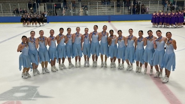 体育无国界 青春无边界——中国花滑少女跨国追梦 