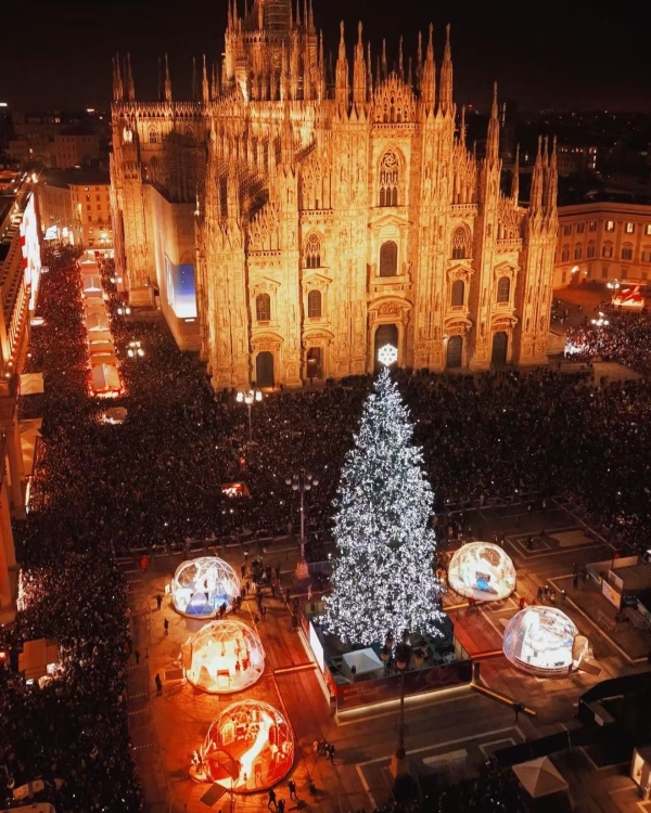 TCL冬奥树亮相米兰，“愿为不凡”全球活动启幕