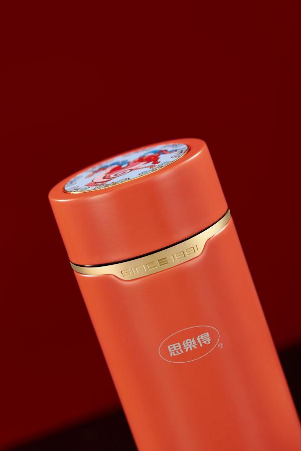 思乐得「骏马杯」新品上市：把中式风雅揣进日常 