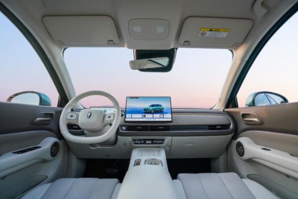 问鼎2025伦敦设计大奖！长城欧拉5以“自然美学”征服国际评审 