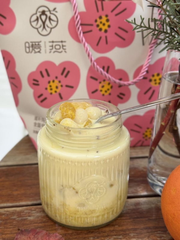 从“姨妈热饮”到秋冬爆款：看暖燕如何用一碗现炖糖水，点燃消费热潮 