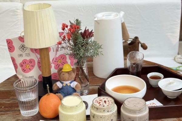 从“姨妈热饮”到秋冬爆款：看暖燕如何用一碗现炖糖水，点燃消费热潮 