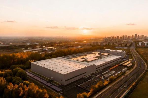 创下五大世界纪录，向全行业开放共享 全球最大、最领先的吉利全球全域安全中心正式发布