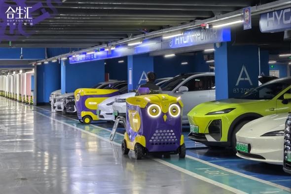 北京朝阳合生汇：8年高增，北京首店首发第一现场——客流销售双指标，强势增长 