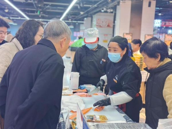 苏果超市0001号汉中西路店焕新开业 生鲜升级点亮社区烟火气