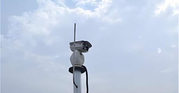 Raythink燧石热像仪构筑光伏电站智慧防护网，守护绿色能源生命线！ 