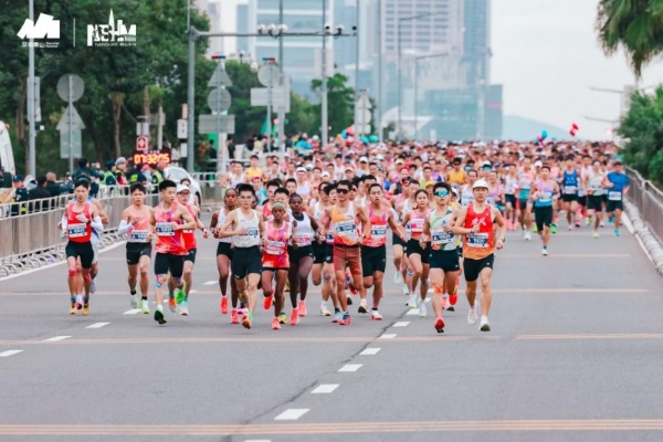 壹路向新 奔赴山海 2025南山半马今日鸣枪起跑