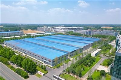 一席火锅“沸腾”市场新活力（学习贯彻党的二十届四中全会精神·五年路上你我他——四中全会精神大家谈）