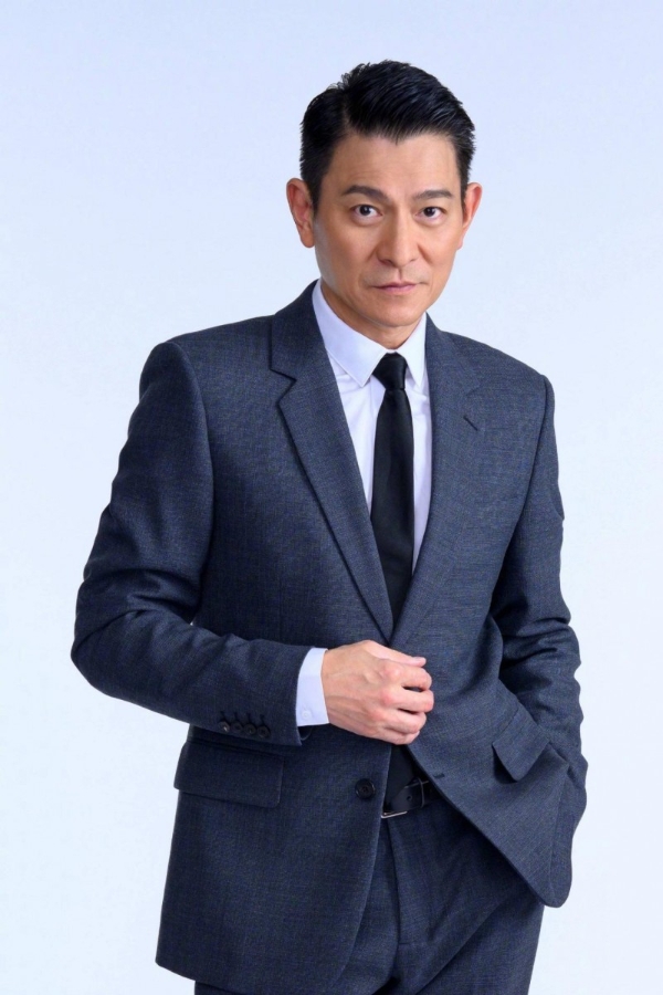 刘德华荣耀征程与王成岳新星锋芒共铸电影璀璨华章 