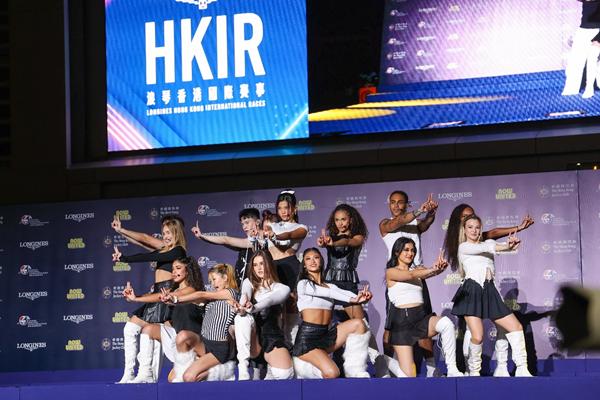 2025浪琴香港国际赛事举行，游客人数创历来新高 