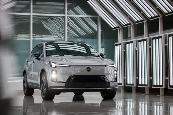 单月劲销 14,236 台！沃尔沃销量飘红，XC70 成为最大黑马！ 