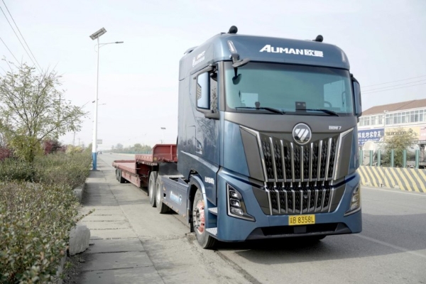 万公里省上千！欧曼银河7燃气车让果师傅跑全国 省气、省钱、更省心 