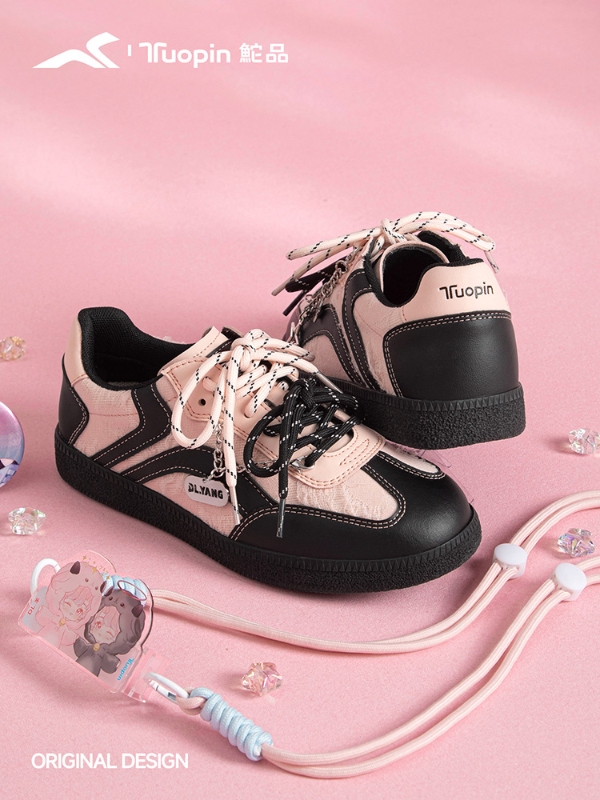 鮀品携手DL.羊叩开次元之门，开启时尚新纪元 