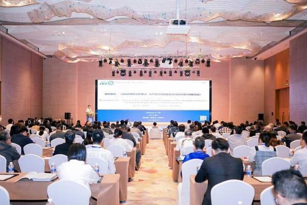 昆仑润滑亮相行业高峰论坛 聚焦润滑技术自主化与服务体系专业化 