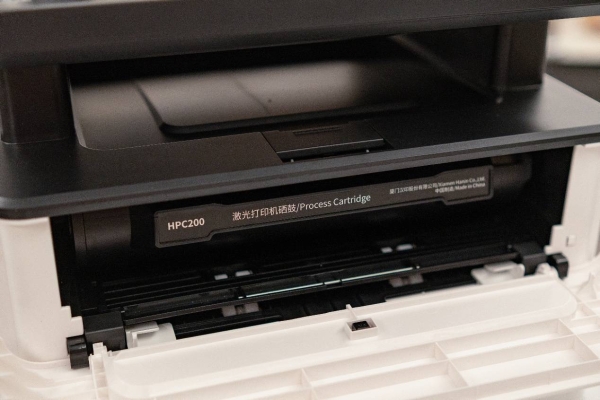 5万页硒鼓+1200dpi！汉印“超激鼓”激光打印机上手体验 