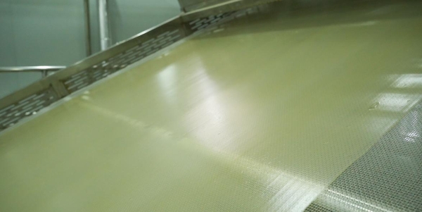 康西爷鲜湿粉保鲜专利技术打破行业困局！10 个月常温锁鲜，筋道免泡更便捷