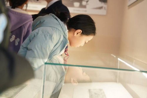 “小史官”探访成都金融历史 在全市金融文化分馆里上了一堂“启蒙课” 