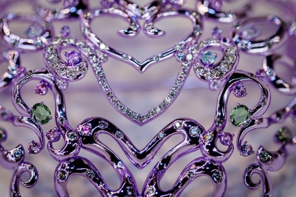 从澳门老街到佛罗伦萨：一个百年珠宝世家的破圈之路