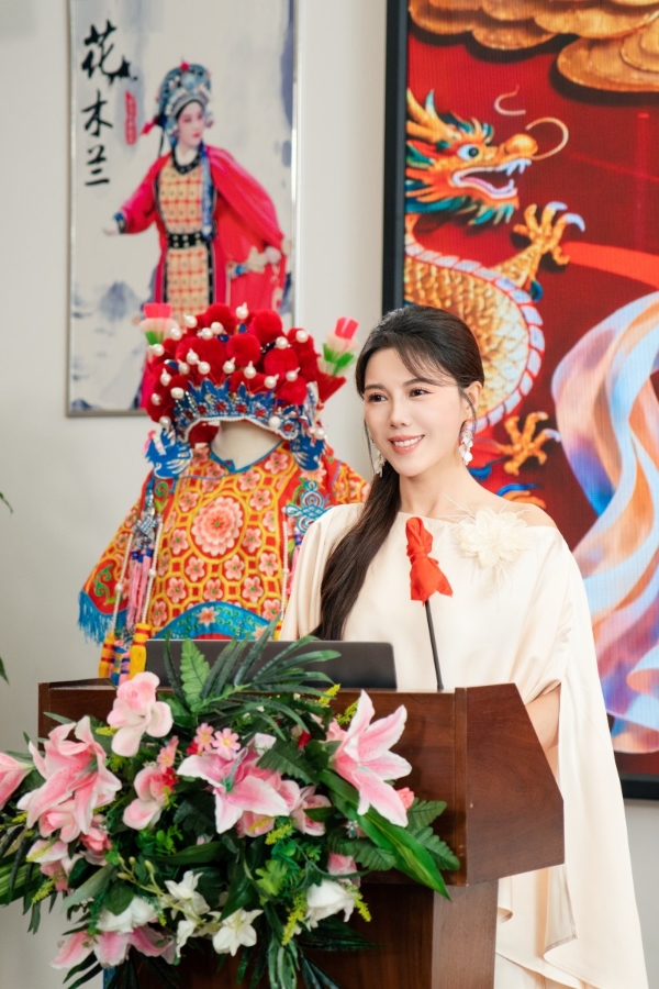  当豫剧遇见短剧：达人直播探索非遗新路 