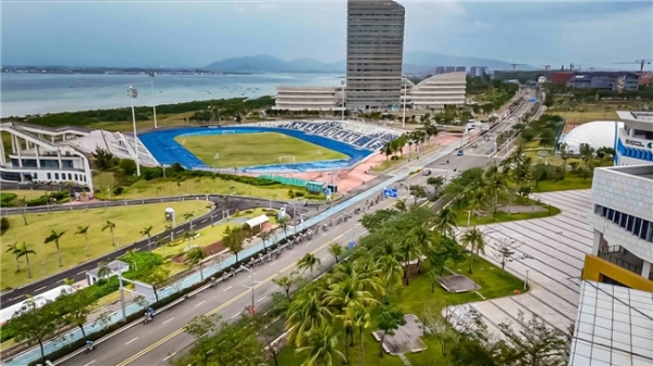 速度燃动山海 荣耀见证标杆！2025 中国公路自行车职业联赛总决赛陵水站暨年度颁奖盛典圆满落幕 