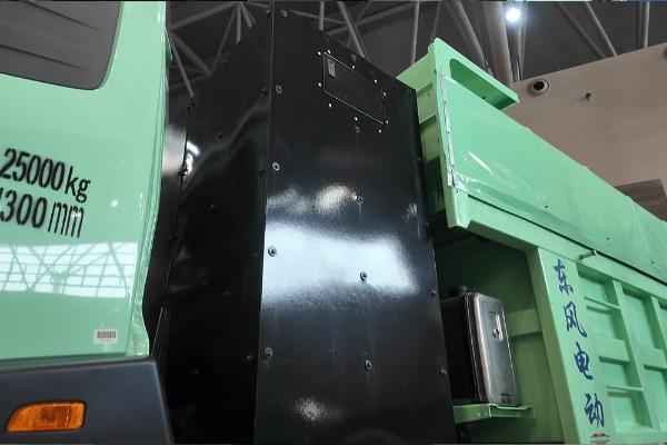  场景深耕 技术跃迁！东风商用车工程车矩阵领衔矿石运输新生态 ——KT9C 纯电自卸车的重载升级密码 