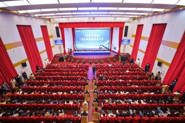 聚万商之力 提商圈之质 万家丽书写中国商业新传奇 