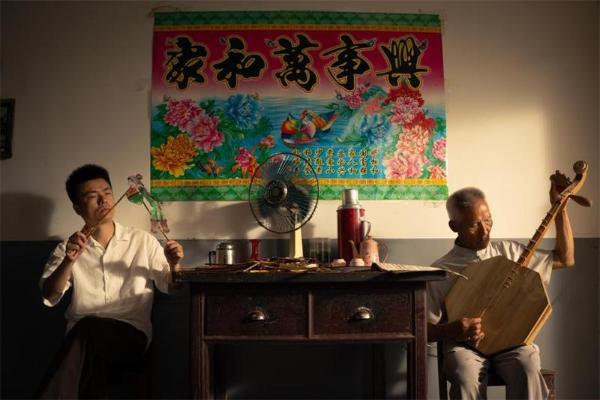 JNBY 2025AW「BE YOURSELF#100个创作者计划」第三季 小空间大世界 