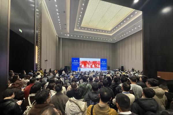 引领口腔种植技术新浪潮丨登腾重磅亮相中华口腔医学会第16次口腔种植学术会议 