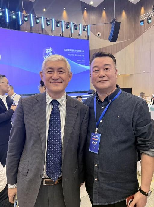 朱百超亮相2025海南博鳌国际碳中和大会 