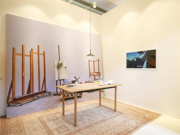 JNBY携手艺术家喻红，共同亮相第十三届ART021，以各自的瞬间，寻找不同的自我 