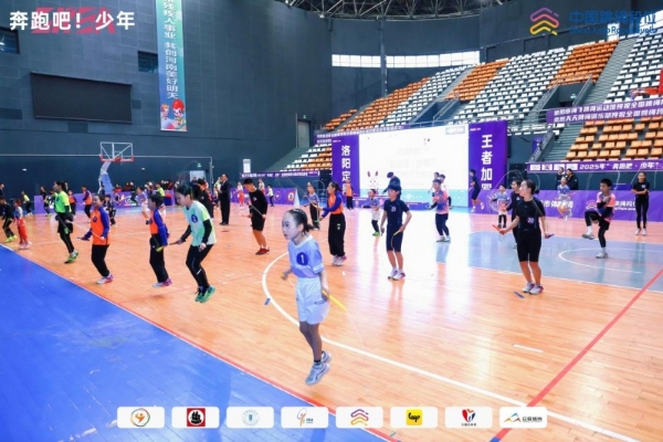 九段封王，绳跃巅峰！2025年“奔跑吧·少年”全国跳绳段位挑战赛年度回顾 