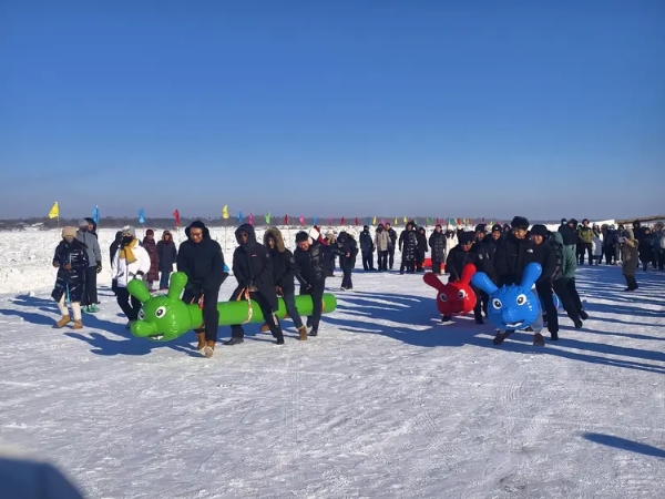 探秘龙乡冰雪 沉浸嘉荫冬趣 2025嘉荫冰雪欢乐季暨界江冰钓休闲大赛盛大启幕 