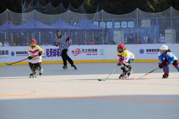 南方城市冰雪热 江淮少年竞风流——2025年安徽省轮滑冰球联赛合肥站圆满落幕 