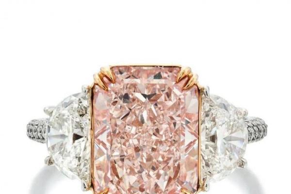 天然钻石成2025秋拍核心，稀缺性驱动市场热度攀升 