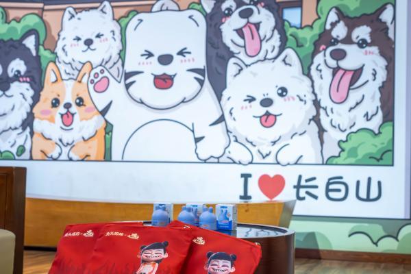 锚定高端户外场景 兔头妈妈与长白山万达国际滑雪场开展第四年深度合作