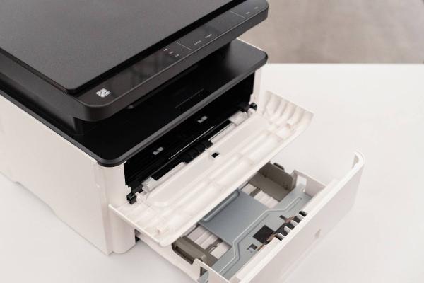 5万页硒鼓+1200dpi！汉印“超激鼓”激光打印机上手体验 