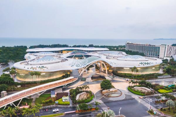 封关倒计时！中免集团十余年深耕树立海南离岛免税消费新标杆 