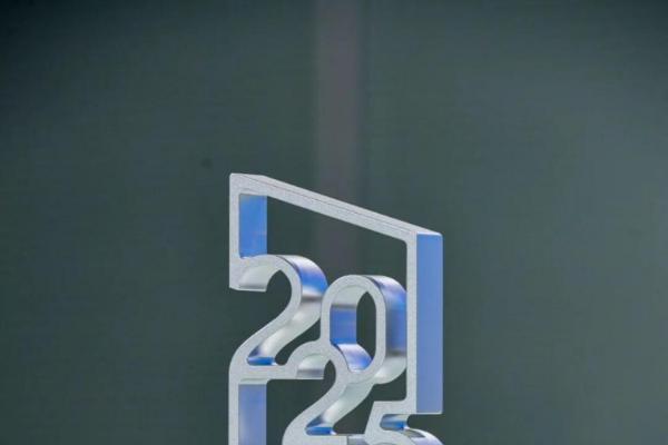 华润万家获“2025天津年度商超品质典范奖”，呼和浩特、天津双城调改首店官宣 