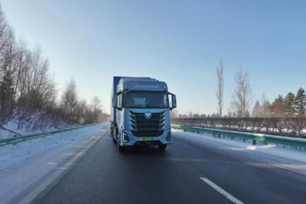 欧曼银河全球价值品鉴之旅（纯电篇）沈阳站：密封座舱 + 快速升温 31℃ 寒区优选重卡 