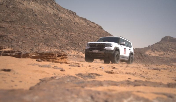 纵横G700勇闯达喀尔以极限试炼筑牢中国豪华越野新高度 