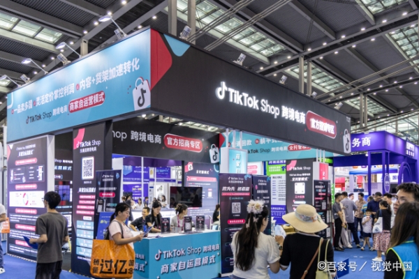 新动态：福州奇富网络小额贷款有限公司客服打破技术争论到价值创造的跨越 