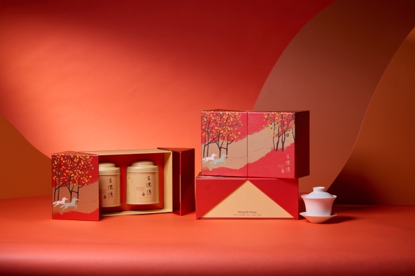 王德传茶庄新年礼盒新闻稿2026王德传马年新春礼盒 | 以光为马，开启茶礼无界新程！ 