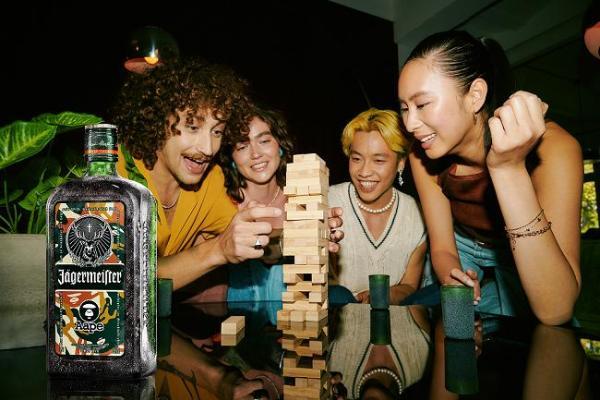 夜溯无界，迷彩锋芒！野格 × AAPE首次重磅跨界联名！ 